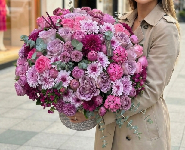 Rüya: Lila & Mor Esintili İthal Gül Aranjmanı Yumuşak Tonların Büyüleyici Uyumu!