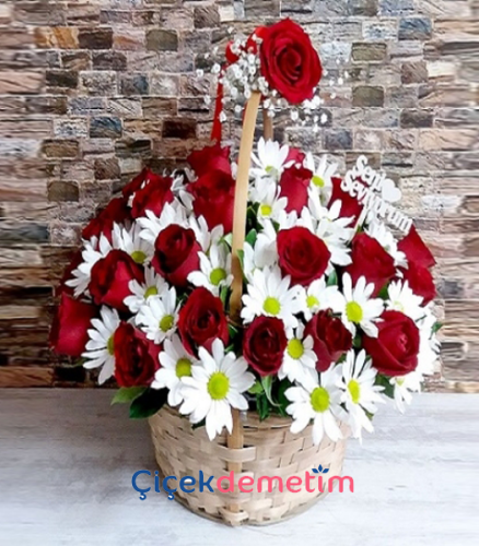 Kırmızı Gül ve Beyaz Papatya Sepeti